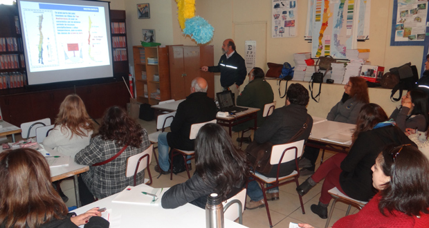 En la escuela Grecia de Valparaíso se desarrolló el taller teórico–práctico, certificado por el Ministerio de Educación.