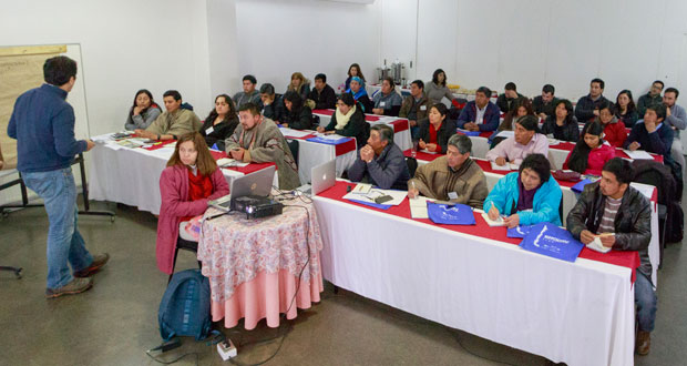 En la comuna de Temuco se realizó el primero de siete talleres participativos para recoger la mirada de líderes y sabios indígenas vinculados a los recursos vegetacionales.